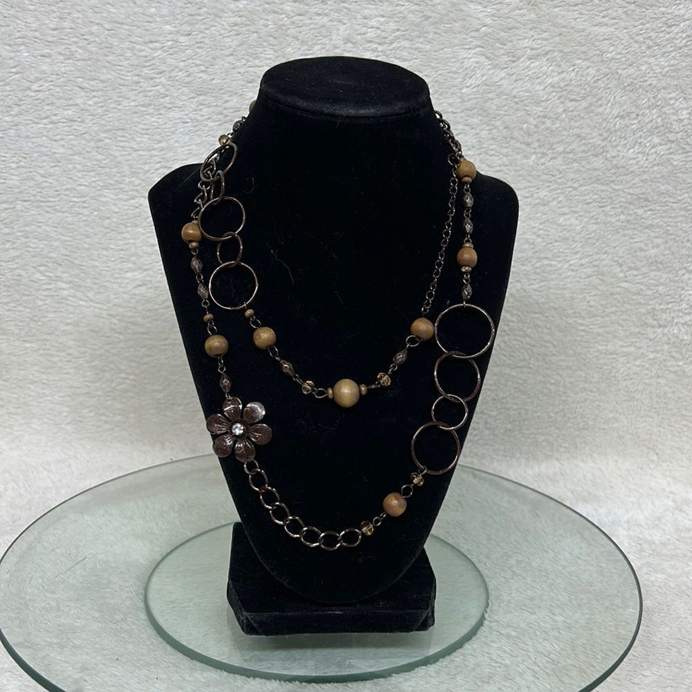Metal and Wood Flower 18 inch Necklace